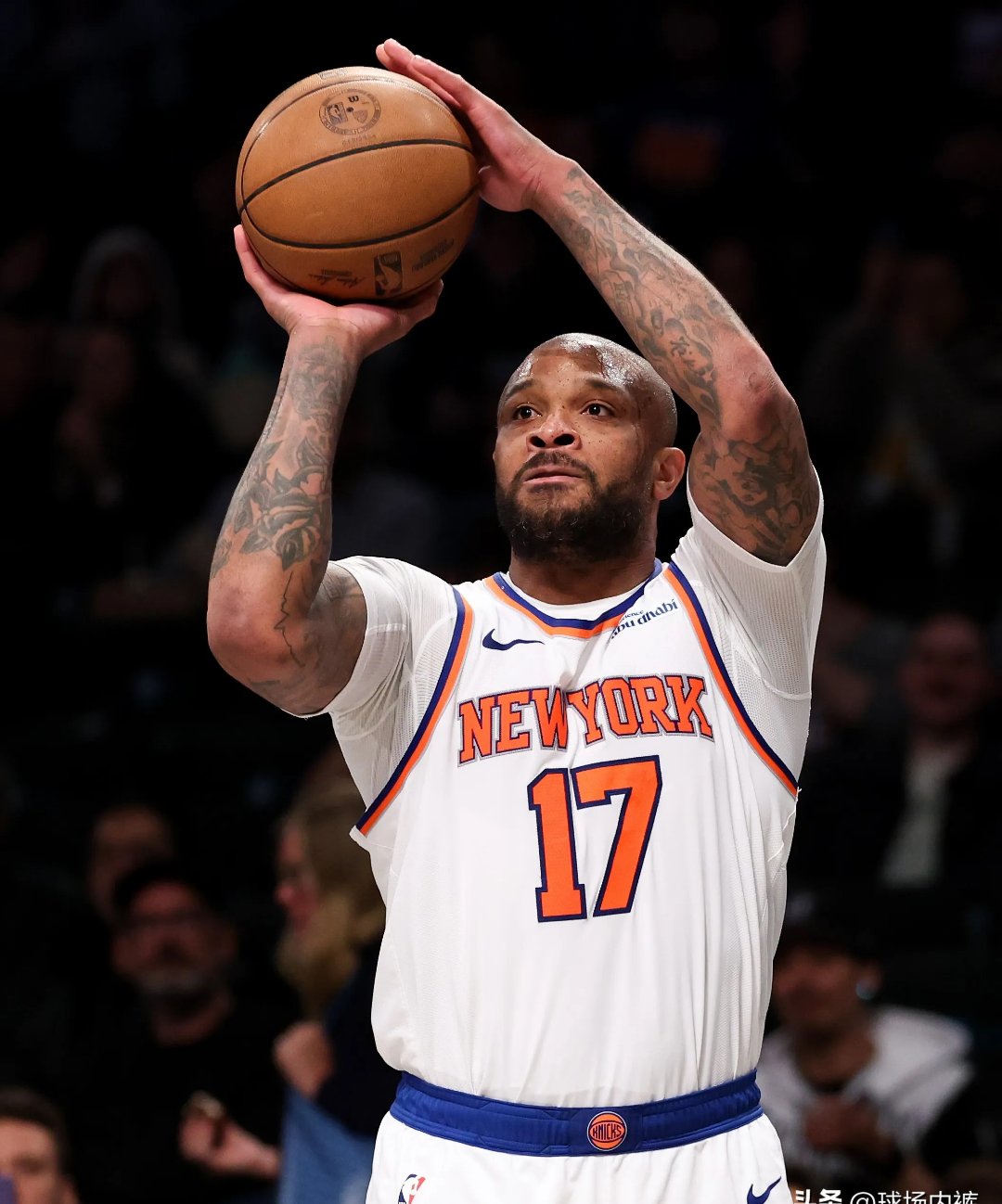 LOL-NBA季后赛倒计时；尼斯今晨远射贴柱；细节引发关注；更衣室稳定；数据趋势出现新变化的简单介绍